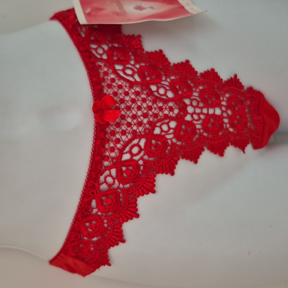 Vintage Mona Lisa Satin Lace Thong Panties  Red L